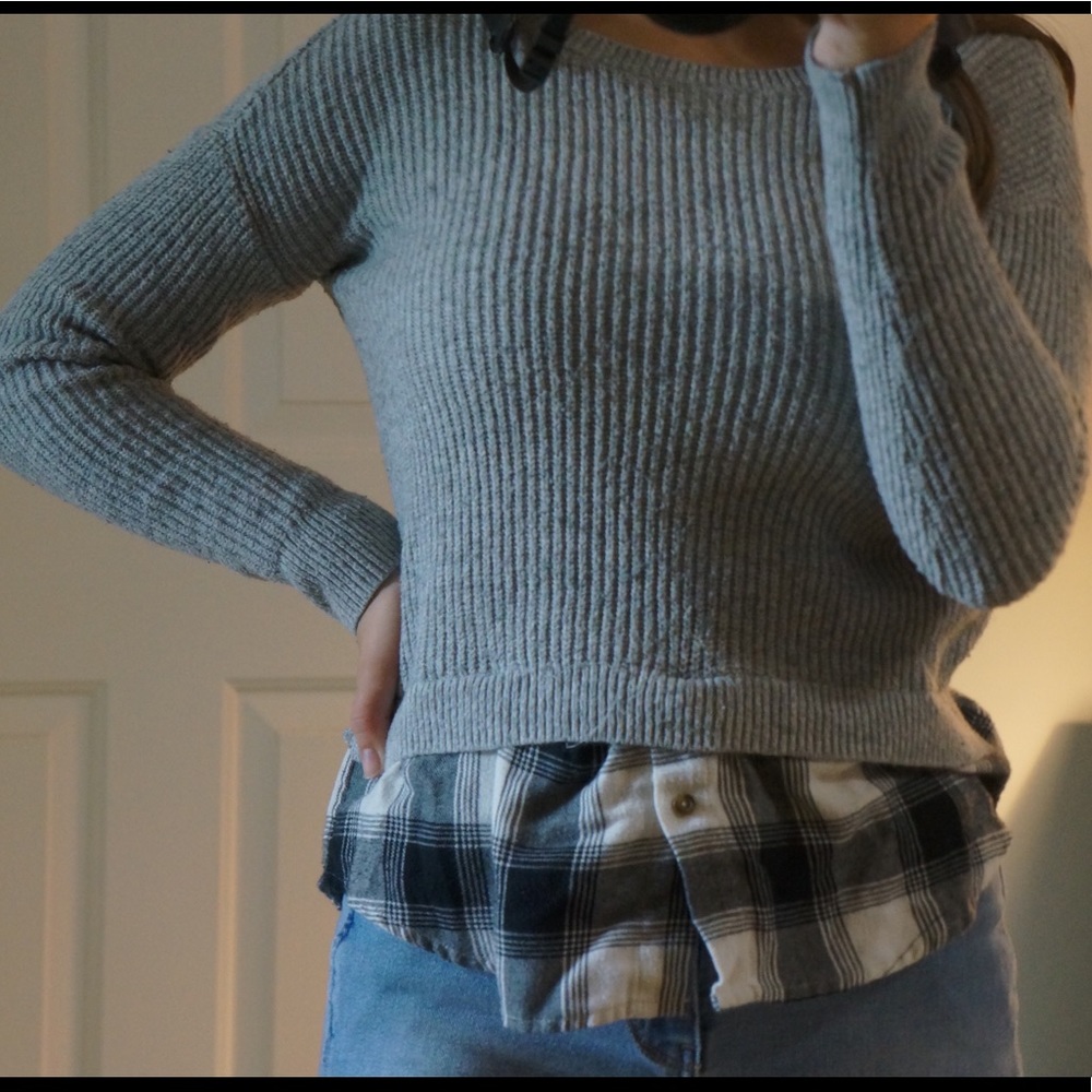 Gray sweater